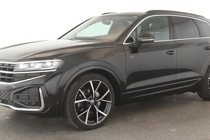 VW Touareg 18.500 km 59.384 &euro; Neuss 41460