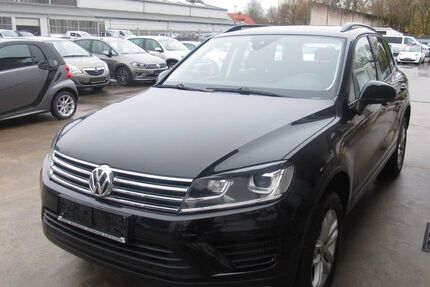 VW Touareg 74.600 km 29.800 € Leverkusen 51371