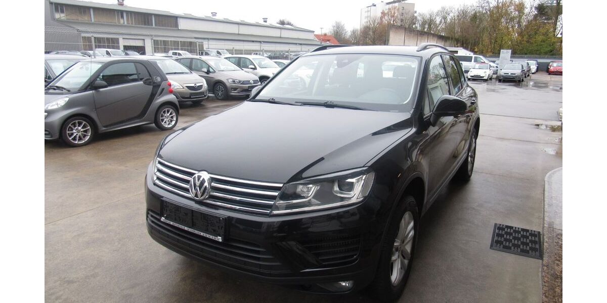 VW Touareg 74.600 km 29.800 € Leverkusen 51371