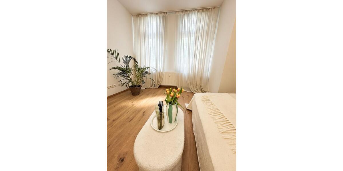 Etagenwohnung Düsseldorf Flingern Süd - 1 Zimmer, 38 m&sup2;, 1.650&euro; | Angebot:26122134