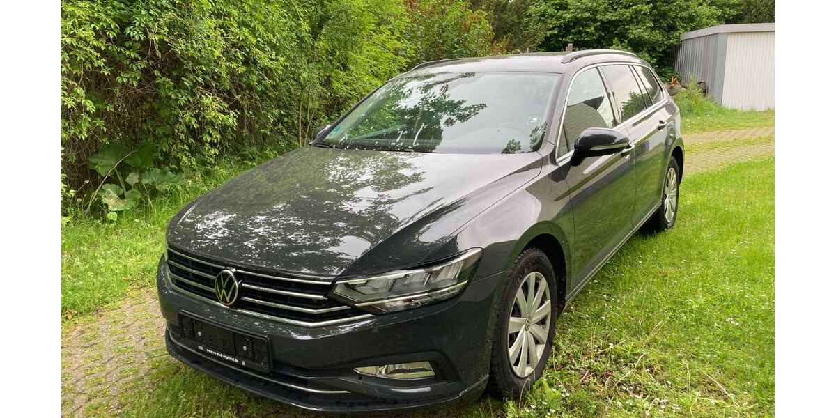 VW Passat 102.417 km 16.950 &euro; Köln 50769