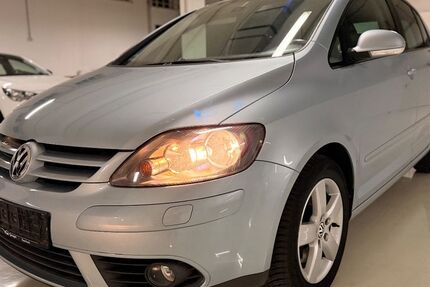 VW Golf 133.896 km 5.299 &euro; Düsseldorf 40233