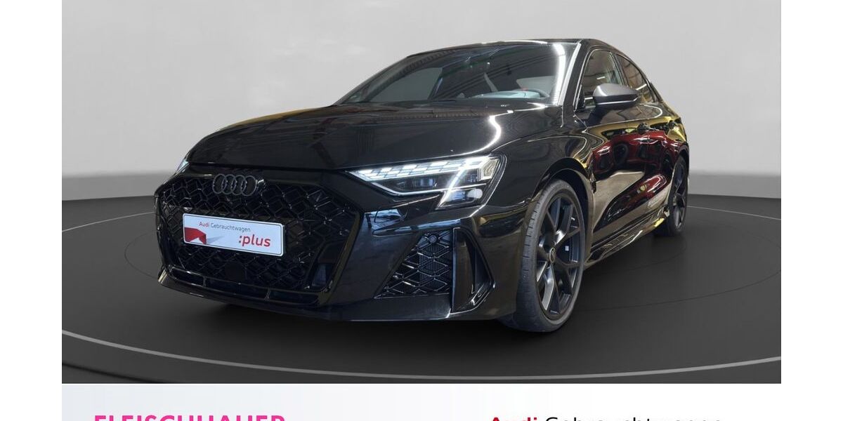 Audi RS3 3.000 km 82.990 &euro; Köln 50968
