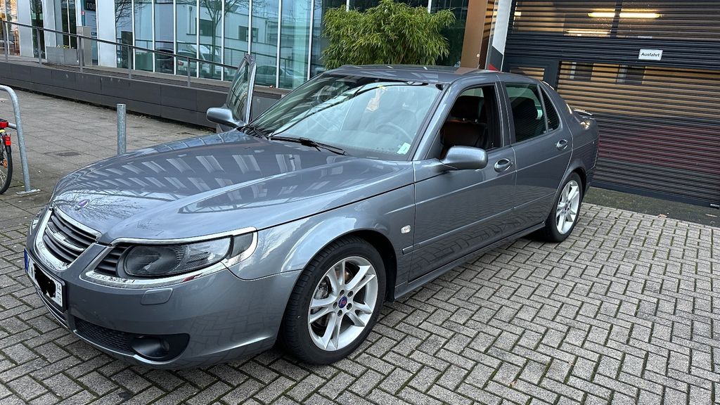 Saab 9-5 70.707 km 9.200 &euro; Köln 50676