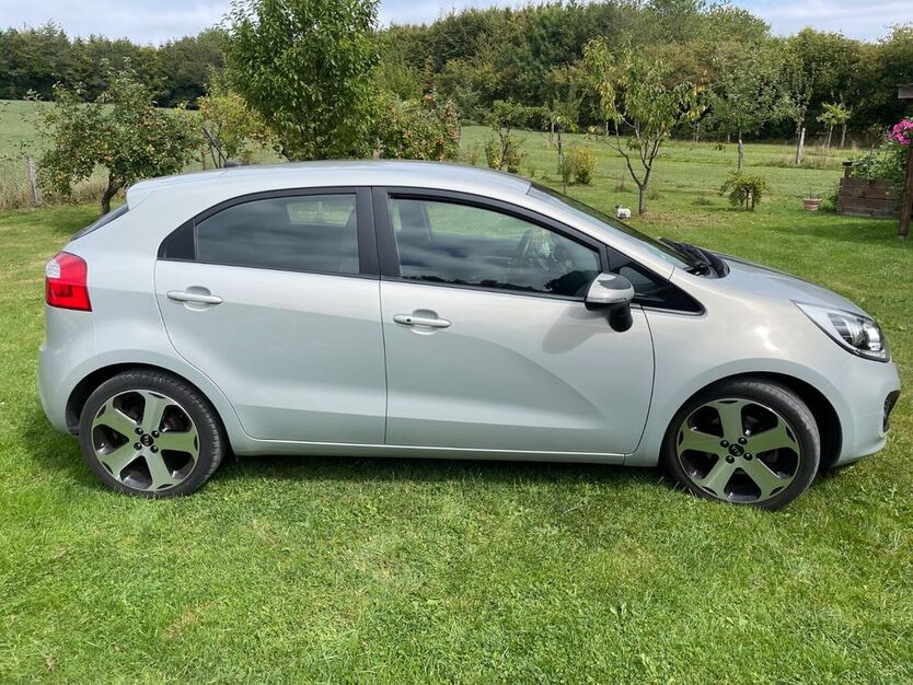Kia Rio 99.200 km 6.590 € Halver 58553