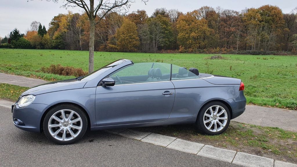 VW Eos 147.000 km 5.600 € Monheim 40789