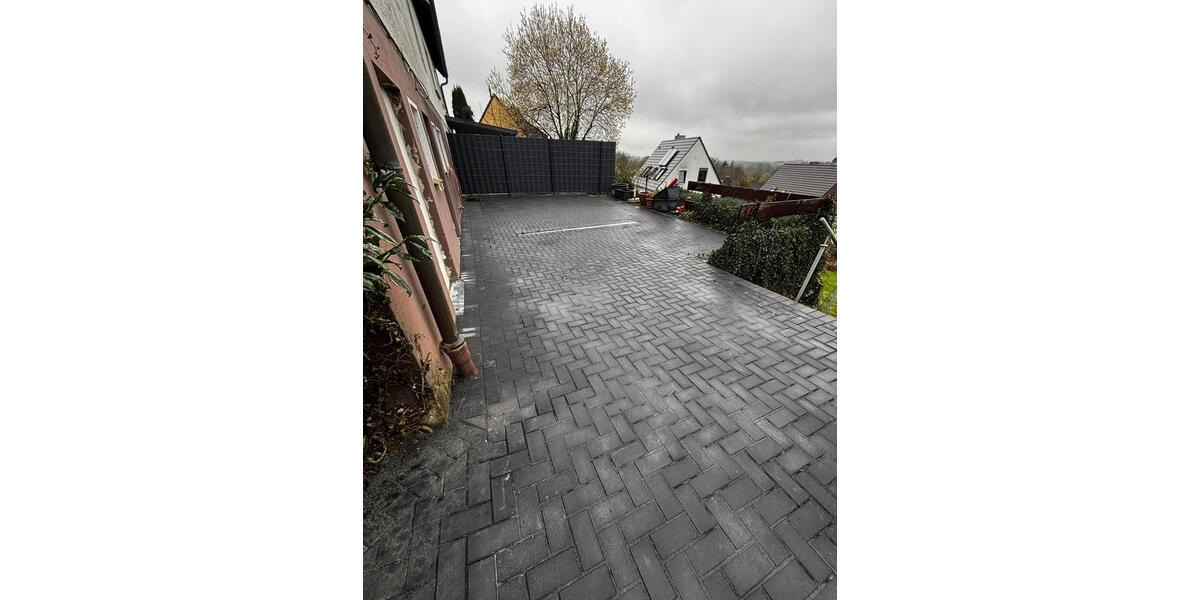 Doppelhaushälfte Mettmann - 5.5 Zimmer, 131 m&sup2;, 2.475&euro; | Angebot:25957720