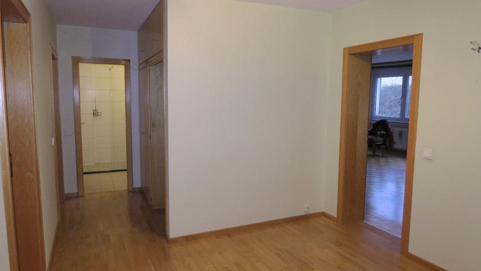 Etagenwohnung Heiligenhaus - 4 Zimmer, 105 m&sup2;, 950&euro; | Angebot:24801778