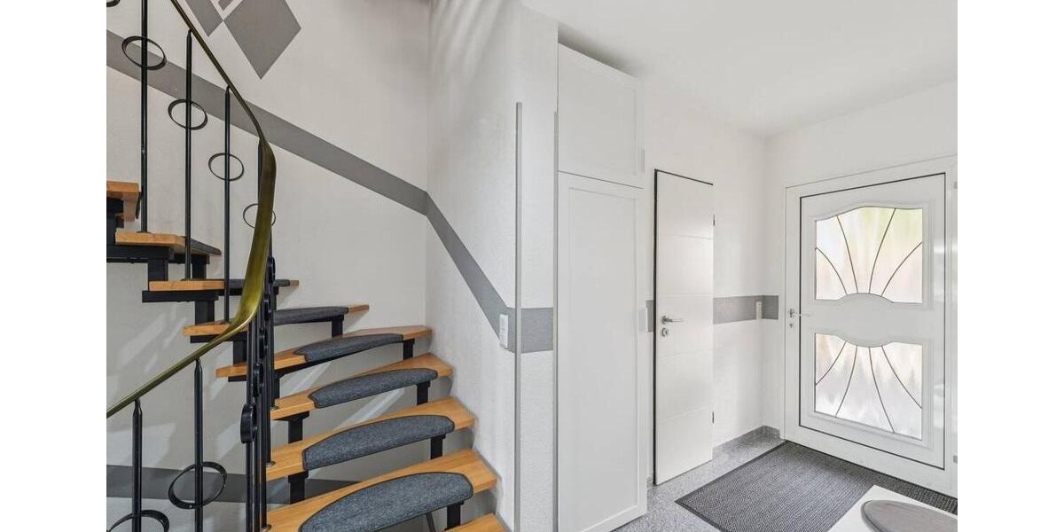 Reihenhaus Dormagen Hackenbroich - 6 Zimmer, 107 m&sup2;, 465.000&euro; | Angebot:27617885