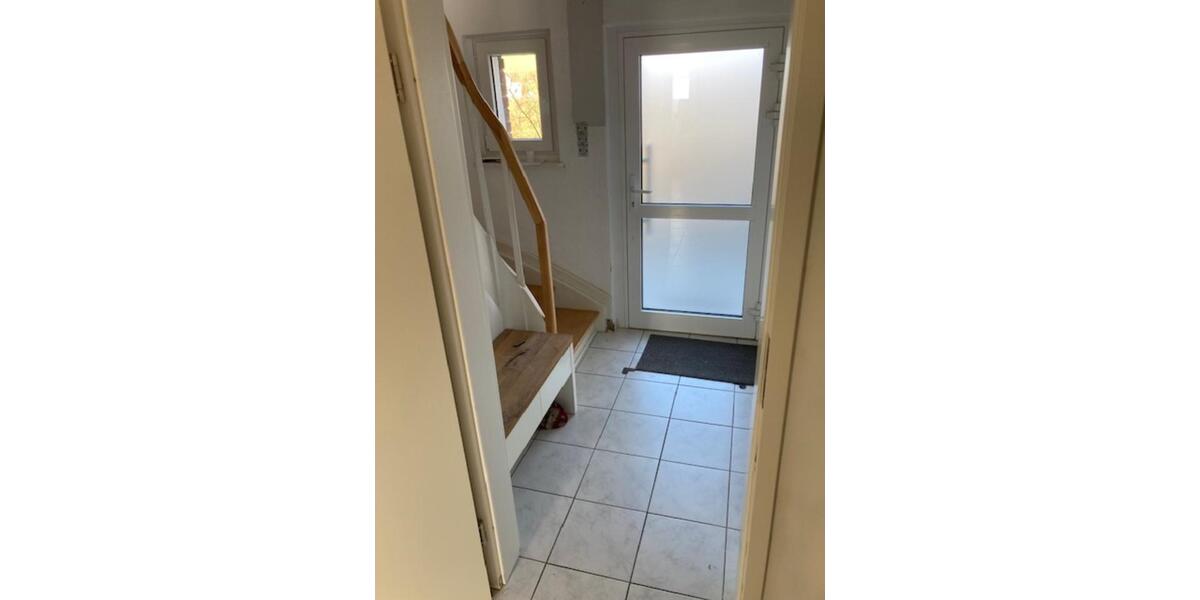 Erdgeschoßwohnung Hattingen Blankenstein - 2.5 Zimmer, 97 m&sup2;, 1.000&euro; | Angebot:25366377