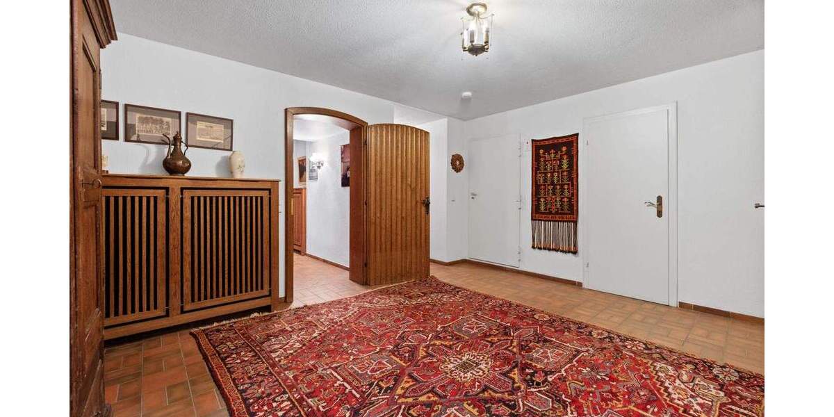 Einfamilienhaus Ratingen Hösel - 9 Zimmer, 303 m&sup2;, 1.450.000&euro; | Angebot:24462555