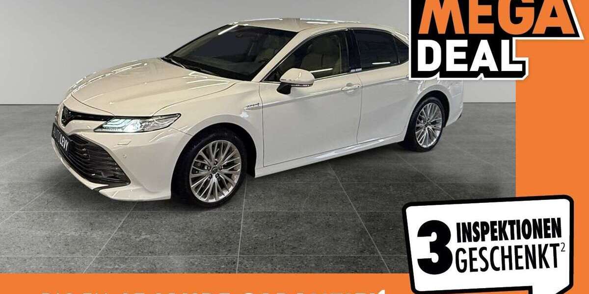 Toyota Camry 56.862 km 29.970 &euro; Köln 50825