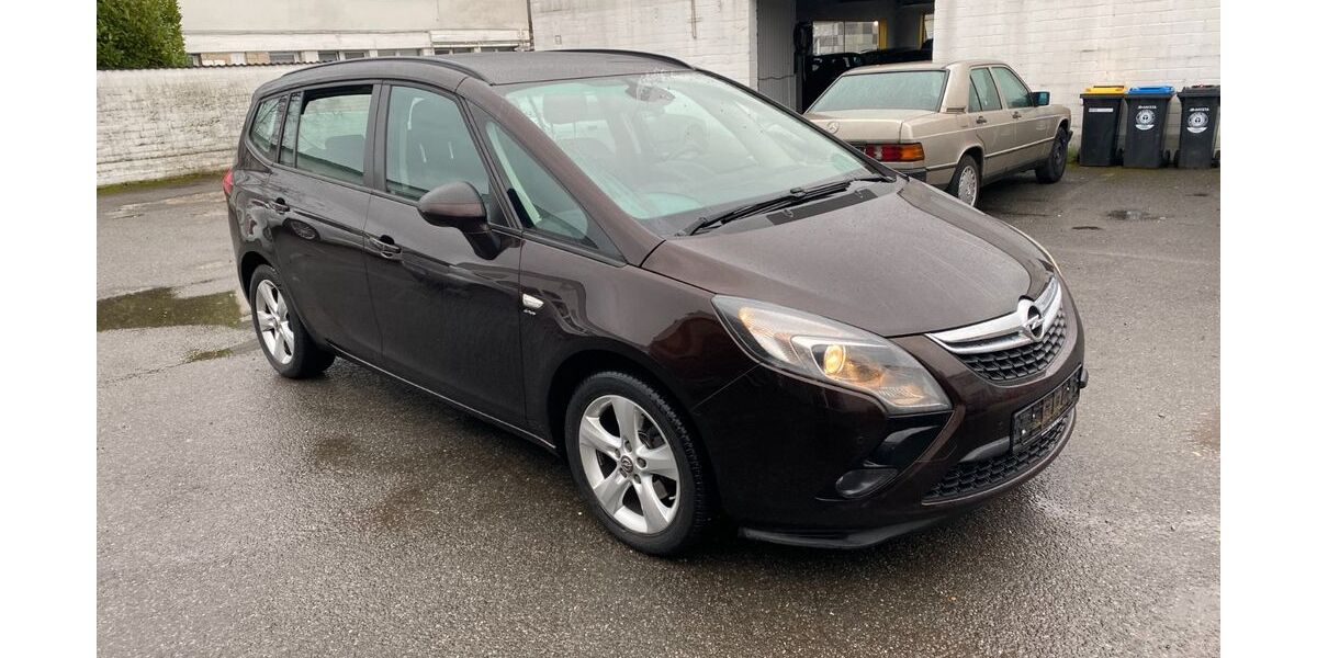 Opel Zafira 128.000 km 8.200 € Monheim 40789