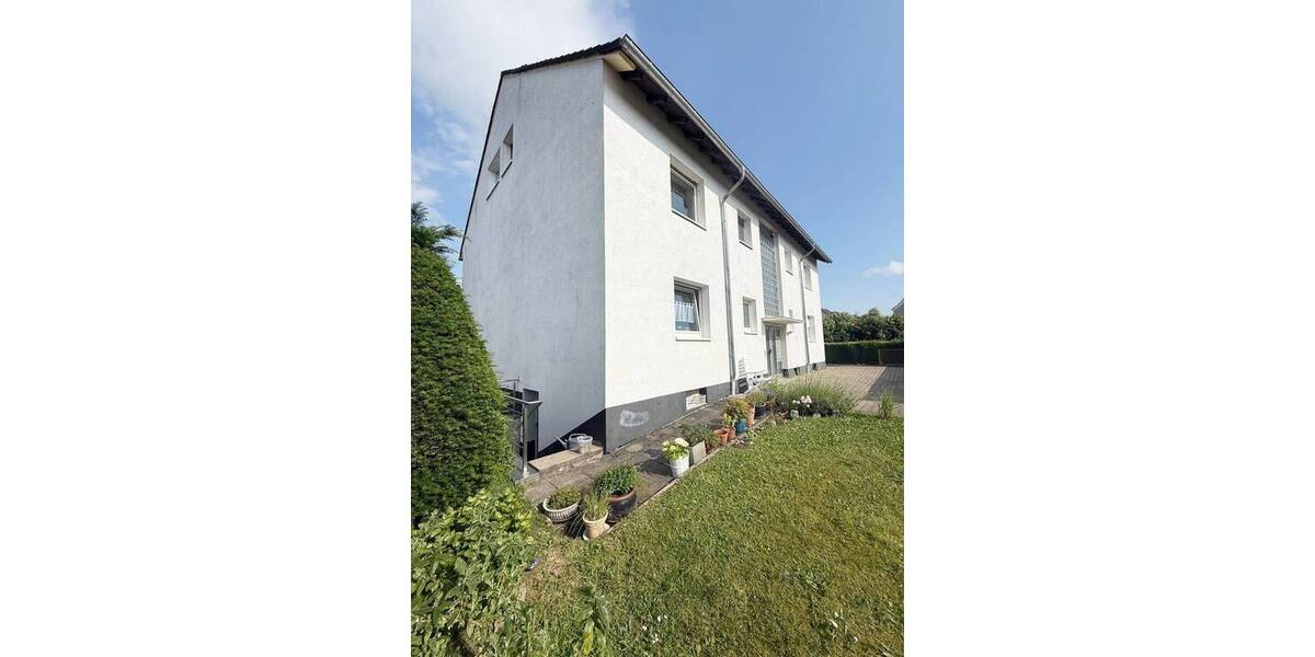Mehrfamilienhaus, Wohnhaus Langenfeld (Rheinland) Reusrath - 1 Zimmer, 317 m&sup2;, 900.000&euro; | Angebot:25796520