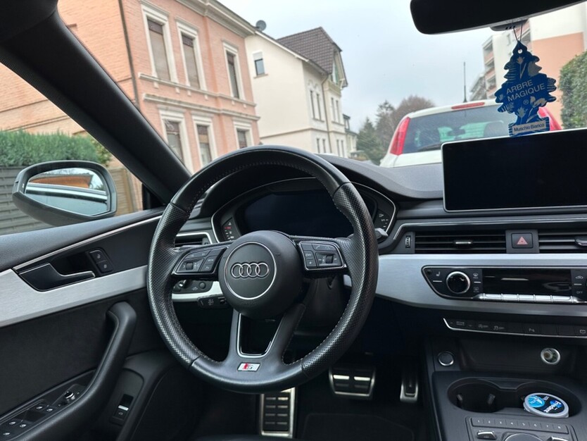 Audi A5 Sportback 132.000 km 28.000 € Solingen 42651