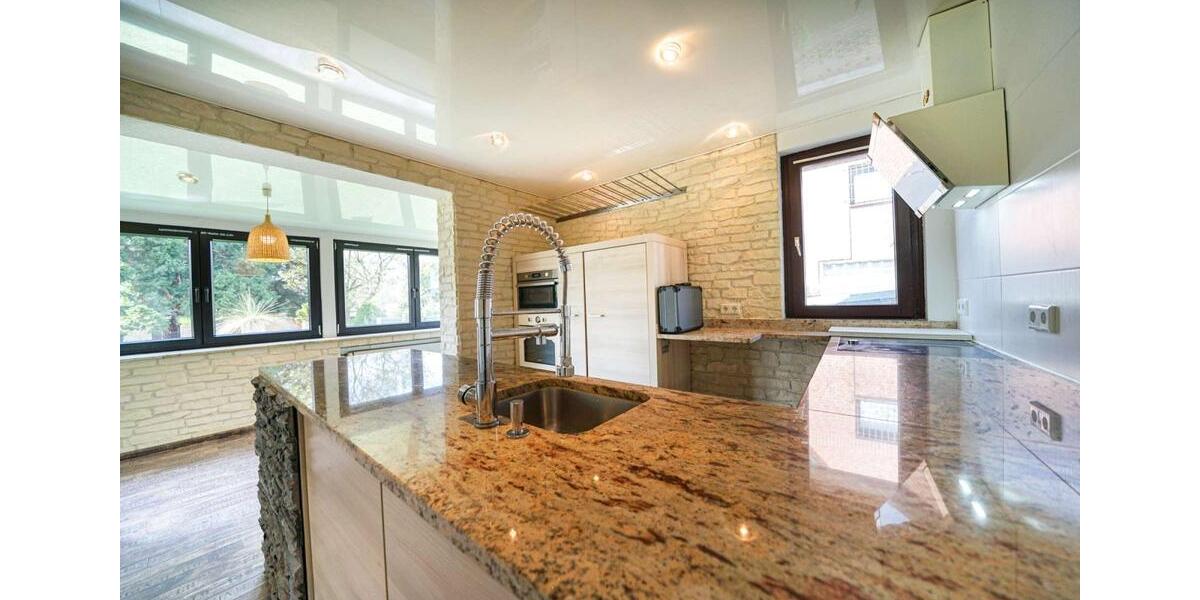 Doppelhaushälfte Düsseldorf Stadtbezirk 8 - 5 Zimmer, 256 m&sup2;, 2.850&euro; | Angebot:22052186