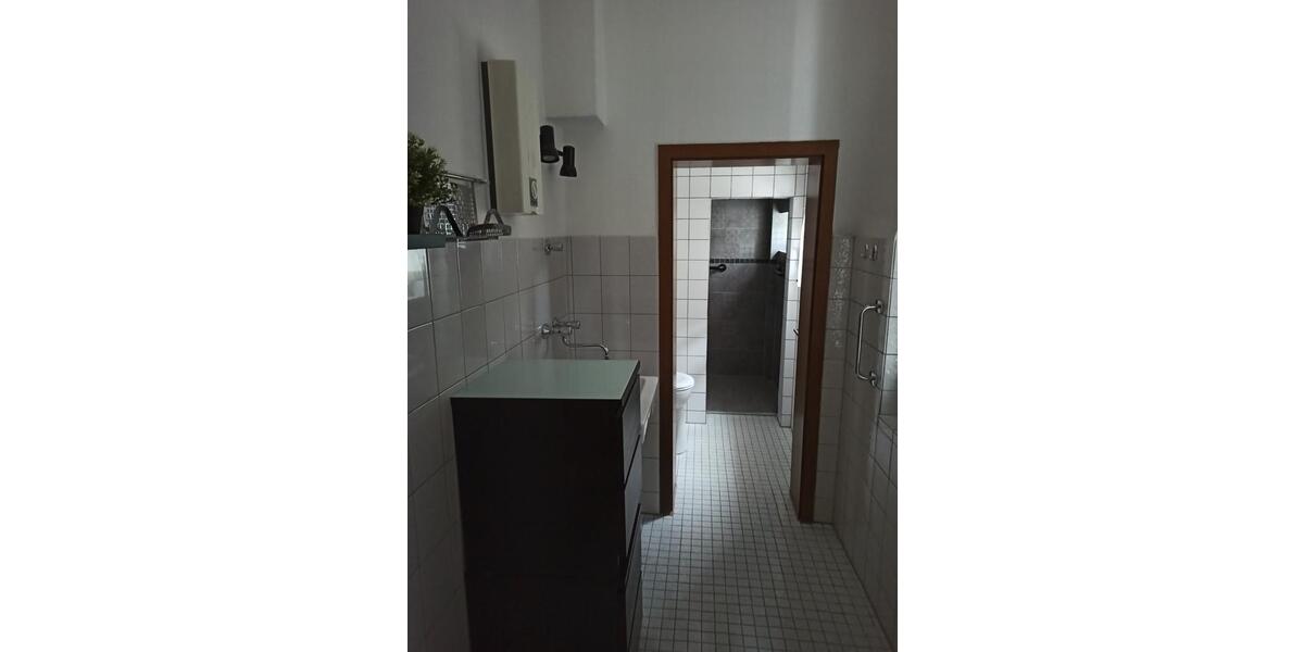 Reihenhaus Neuss - 8 Zimmer, 120 m&sup2;, 285.000&euro; | Angebot:24252873