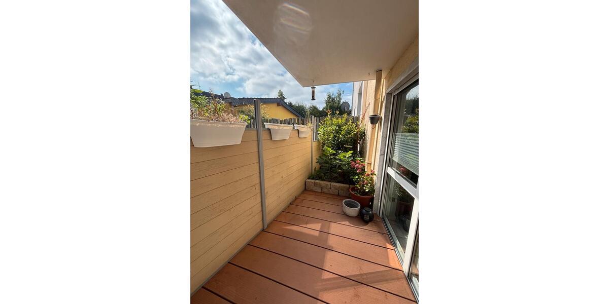 Erdgeschoßwohnung Solingen Ohligs - 2 Zimmer, 65 m&sup2;, 1.100&euro; | Angebot:26090528