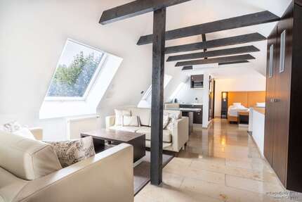 Wohnung Düsseldorf Stadtmitte - 2 Zimmer, 55 m&sup2;, 1.190&euro; | Angebot:24893751