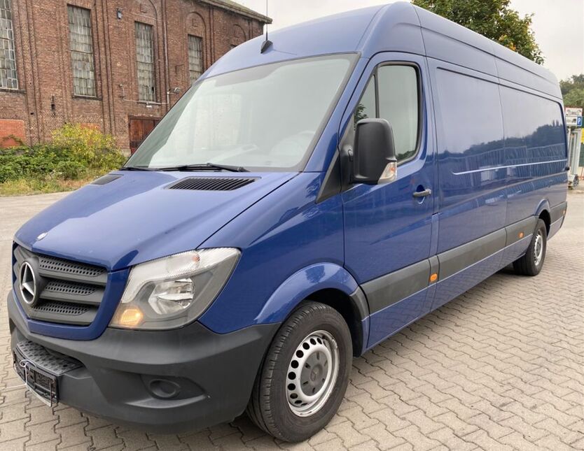 Mercedes-Benz Sprinter 172.546 km 15.500 € Essen 45136