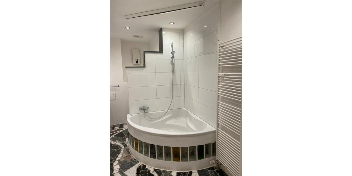 Etagenwohnung Solingen Central - 2 Zimmer, 63 m&sup2;, 198.000&euro; | Angebot:24877517