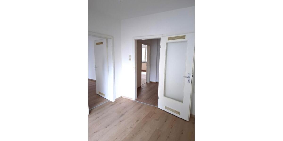 Etagenwohnung Wuppertal Elberfeld - 2 Zimmer, 52 m&sup2;, 355&euro; | Angebot:24784602