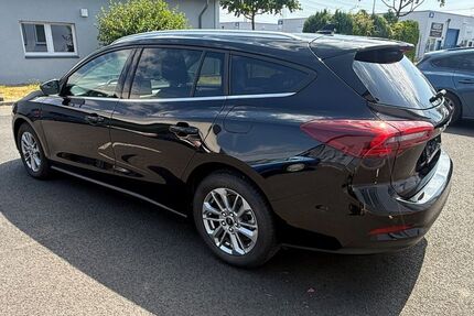 Ford Focus 10.400 km 18.900 &euro; Köln BRAUWEILER 50259