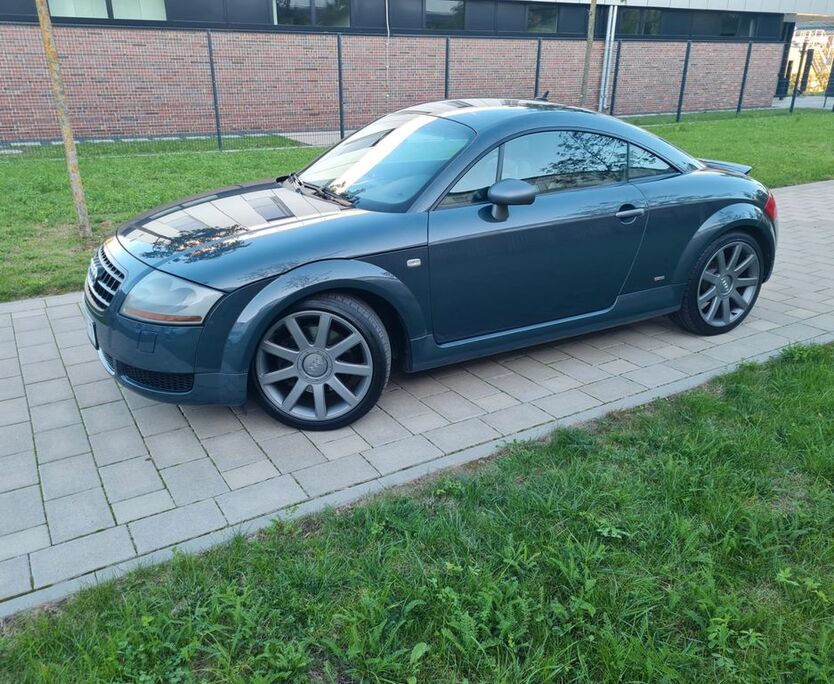 TT