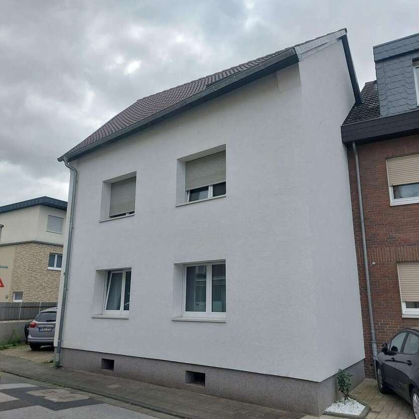 Haus zum Kaufen in Dormagen 739.000 € 205 m²