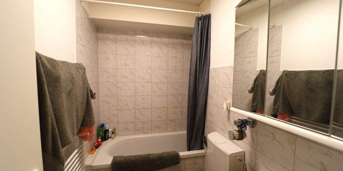 Etagenwohnung Köln / Poll Poll - 3 Zimmer, 79 m&sup2;, 265.000&euro; | Angebot:24460547