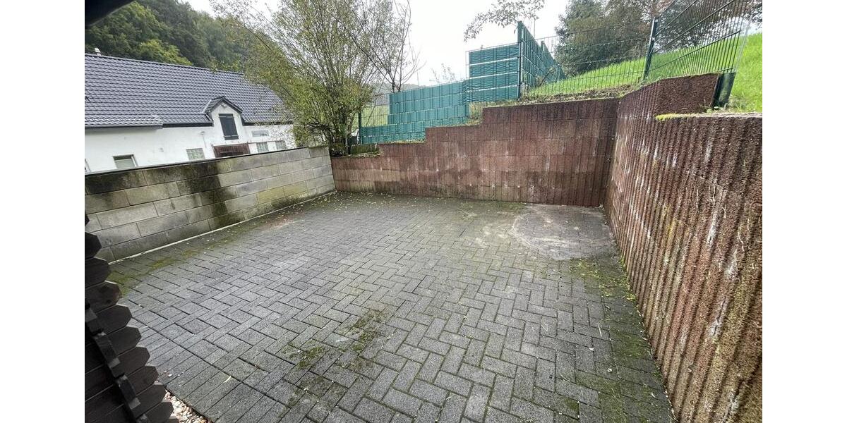 Einfamilienhaus Bergisch Gladbach - 3 Zimmer, 115 m&sup2;, 1.600&euro; | Angebot:26670208