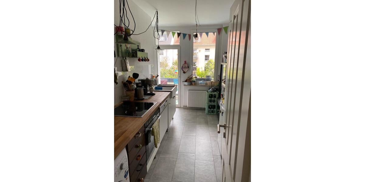 Etagenwohnung Köln Mülheim - 3 Zimmer, 85 m&sup2;, 1.300&euro; | Angebot:26659130