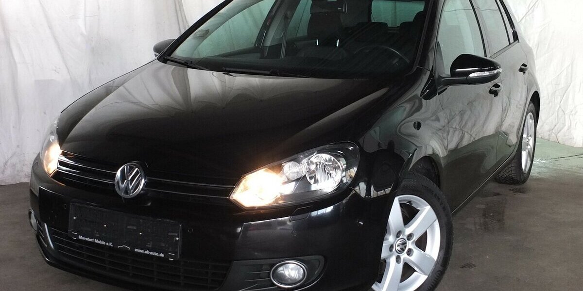 VW Golf 1.6TDi BLACK WEEK 25:TEAM EINPARKHILFE SHZ TE 159.855 km 6.904 € Köln 50858
