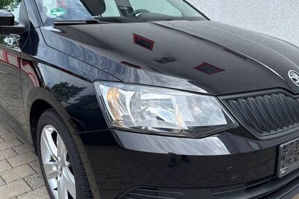 Skoda Fabia 97.220 km 7.290 &euro; Bergisch Gladbach 51467