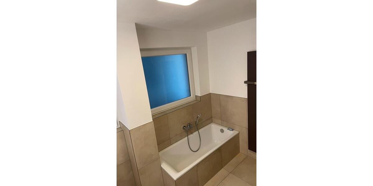 Etagenwohnung Velbert Pöthen - 3.5 Zimmer, 96 m&sup2;, 365.000&euro; | Angebot:24409733