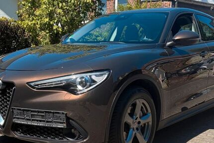 Alfa Romeo Stelvio 52.275 km 25.499 &euro; Remscheid 42859