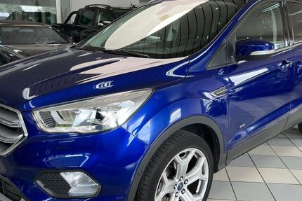 Ford Kuga 23.011 km 16.990 &euro; Neuss 41469