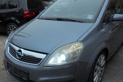 Opel Zafira 250.000 km 2.450 € Essen 45329