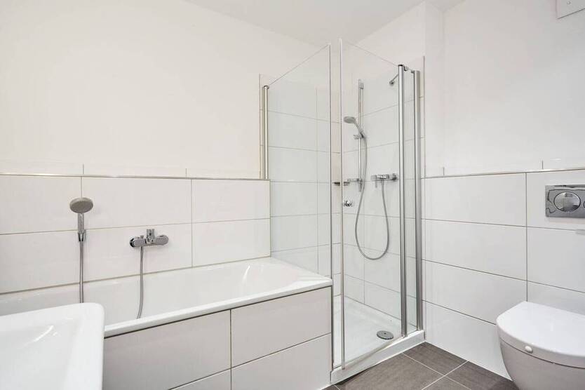 Exklusive 4-Zimmer-Wohnung mit Balkon & Aufzug in Düsseldorf-Oberkassel - sofort bezugsfrei!