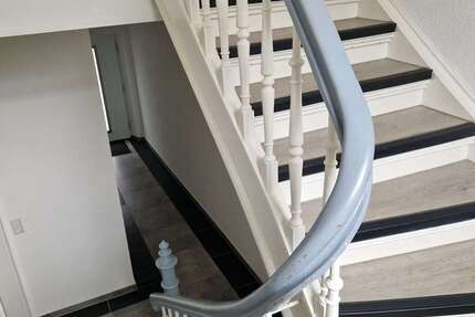 Haus Wuppertal Gemarkung Vohwinkel - 6 Zimmer, 156 m&sup2;, 329.000&euro; | Angebot:24864500