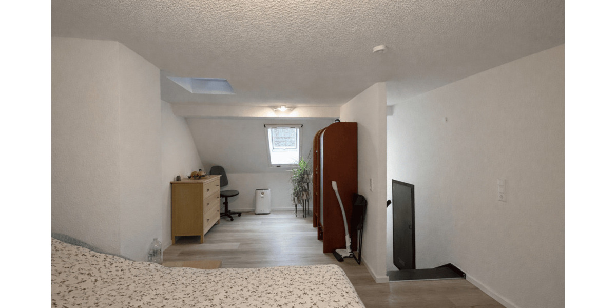 Einfamilienhaus Düsseldorf Wersten - 9 Zimmer, 340 m&sup2;, 800.000&euro; | Angebot:25686772
