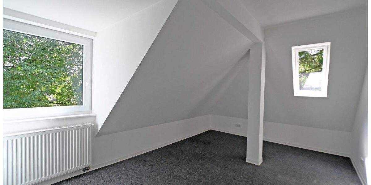 Einfamilienhaus Ratingen Hösel - 8 Zimmer, 208 m&sup2;, 1.195.000&euro; | Angebot:23880353