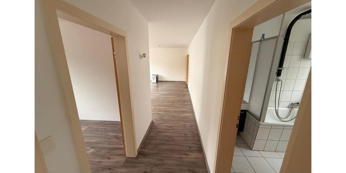 Etagenwohnung Solingen Ohligs - 3 Zimmer, 85 m&sup2;, 699&euro; | Angebot:24754608