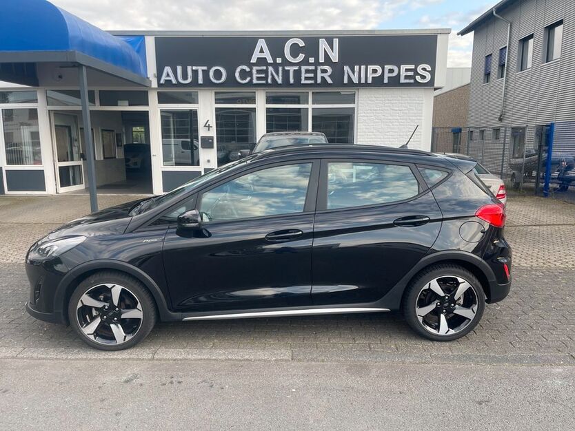 Ford Fiesta 10.200 km 18.900 € Köln 50829