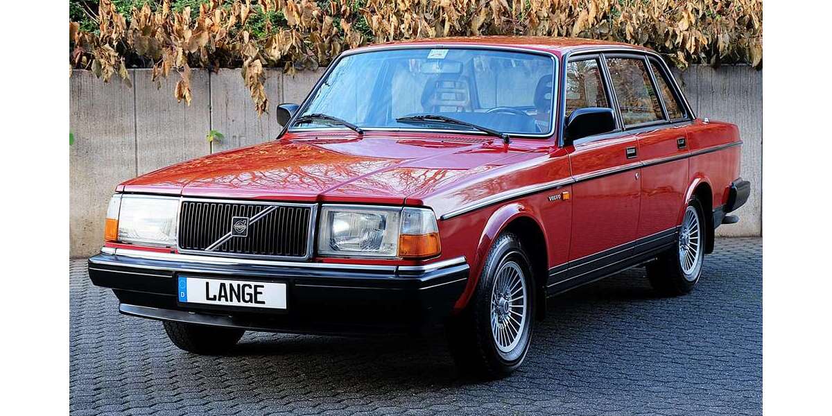 Volvo 240 60.725 km 19.980 &euro; Köln 50996
