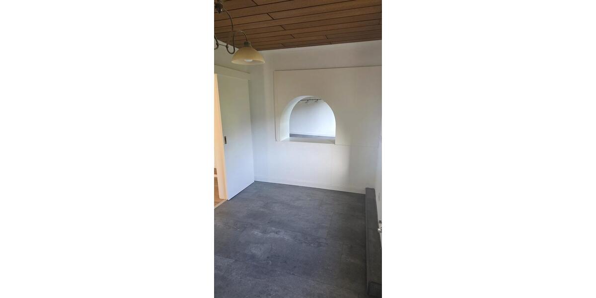 Maisonettenwohnung Langenfeld (Rheinland) - 5 Zimmer, 136 m&sup2;, 1.900&euro; | Angebot:27593397