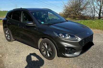 Ford Kuga 176.000 km 14.400 &euro; Velbert 42549