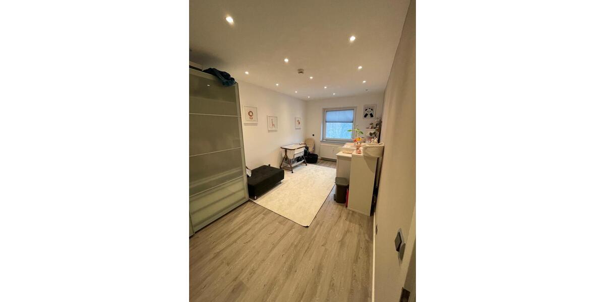 Etagenwohnung Düsseldorf Stadtbezirk 6 - 3 Zimmer, 94 m&sup2;, 445.000&euro; | Angebot:25001496