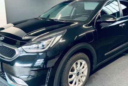 Kia Niro 225.800 km 8.999 € Hilden 40723
