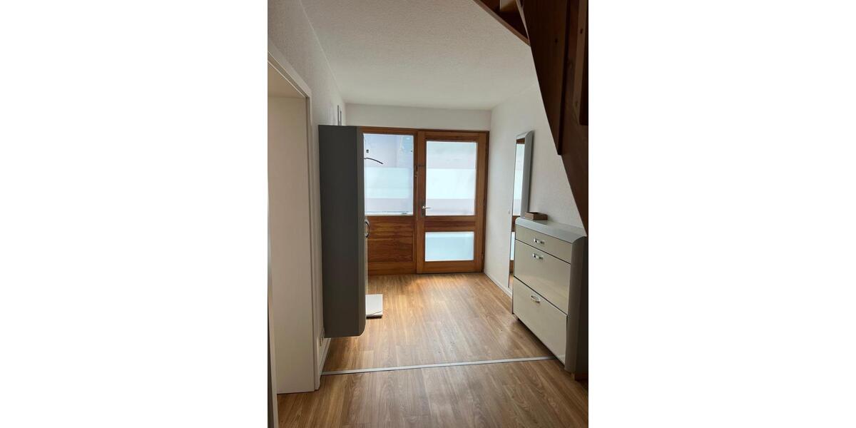 Etagenwohnung Leverkusen Schlebusch - 3 Zimmer, 123 m&sup2;, 1.400&euro; | Angebot:25961268